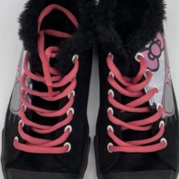 Hello Kitty Black‎ and Pink Sneakers Sanrio - Picture 5 of 11